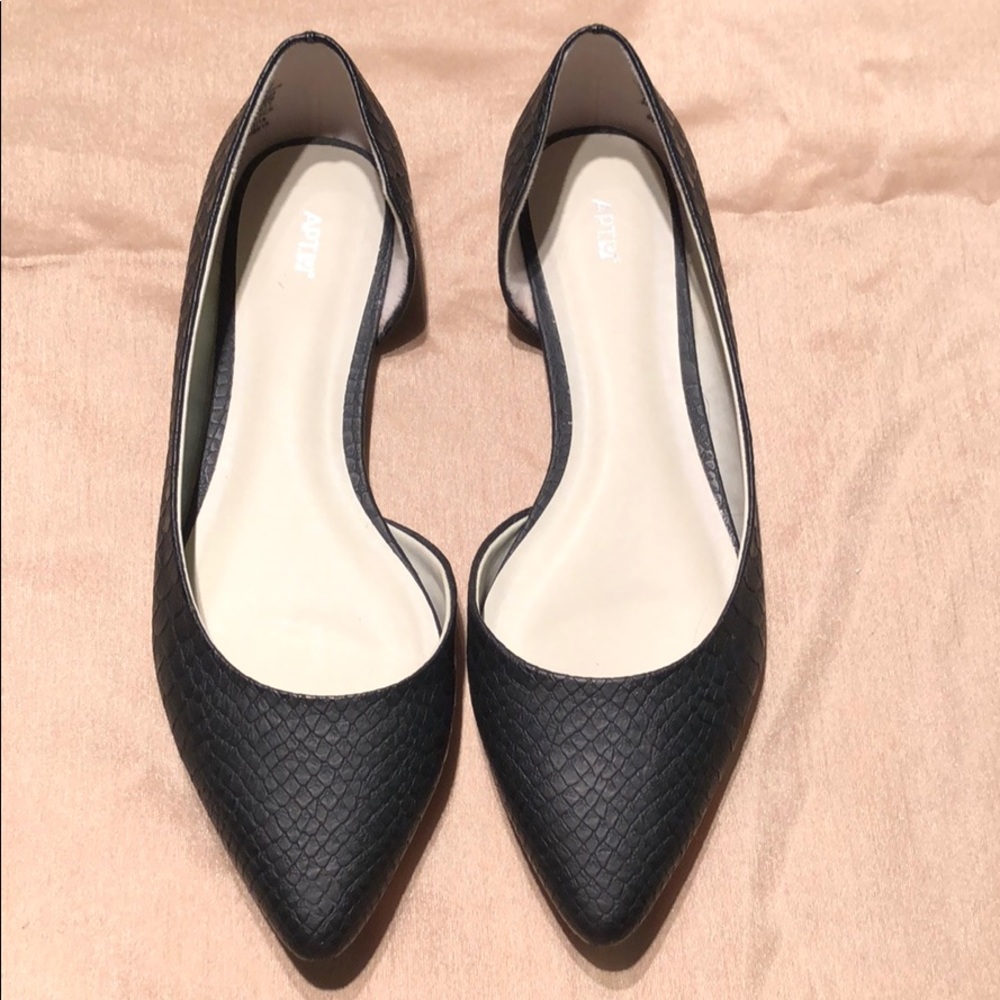 Apt 9 Shoes. Caspian Black Flats